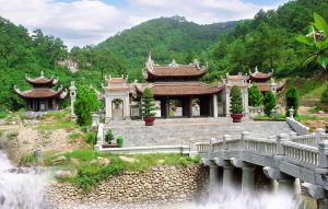 Đền côn sơn Kiếp Bạc Chí Linh